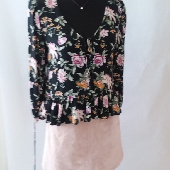 NWOT BLANKNYC SUEDE SKIRT. Size 27 - Picture 4 of 6